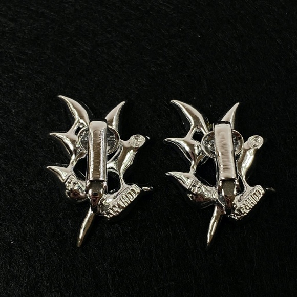 Sarah Coventry Signed Vintage  Harmony Clip On Earrings - Picture 5 of 7